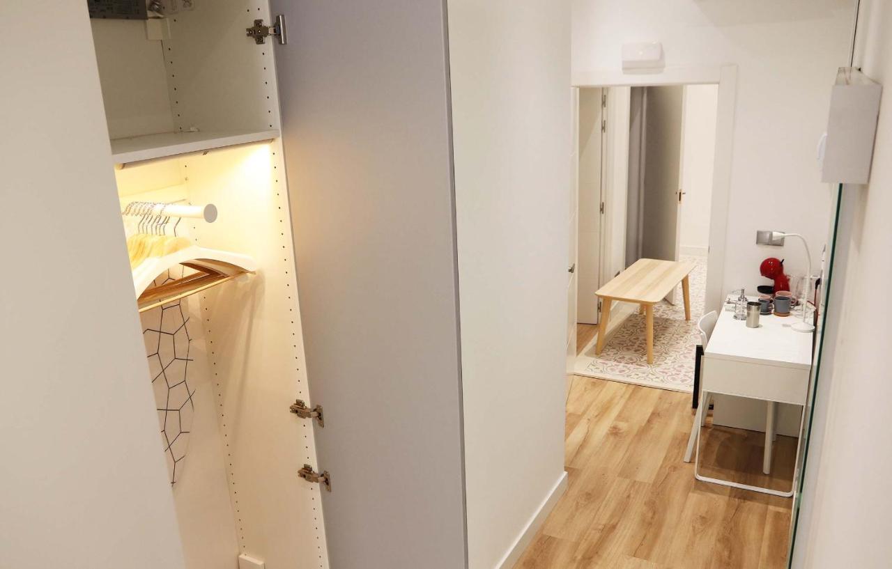 Hostal Gracia บาร์เซโลนา ภายนอก รูปภาพ